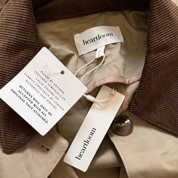 Beatriz Trench Coat in Khaki HEARTLOOM - Picture 5 of 5